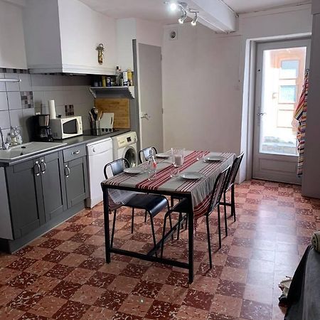 5Rbut1 - Maison Familiale Sur Deux Niveaux En Plein Coeur Du Centre Ville 科利尤尔 外观 照片