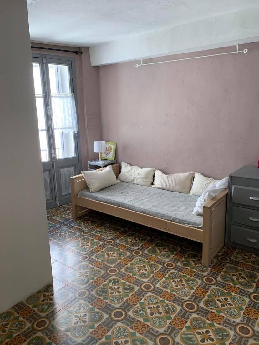5Rbut1 - Maison Familiale Sur Deux Niveaux En Plein Coeur Du Centre Ville 科利尤尔 外观 照片