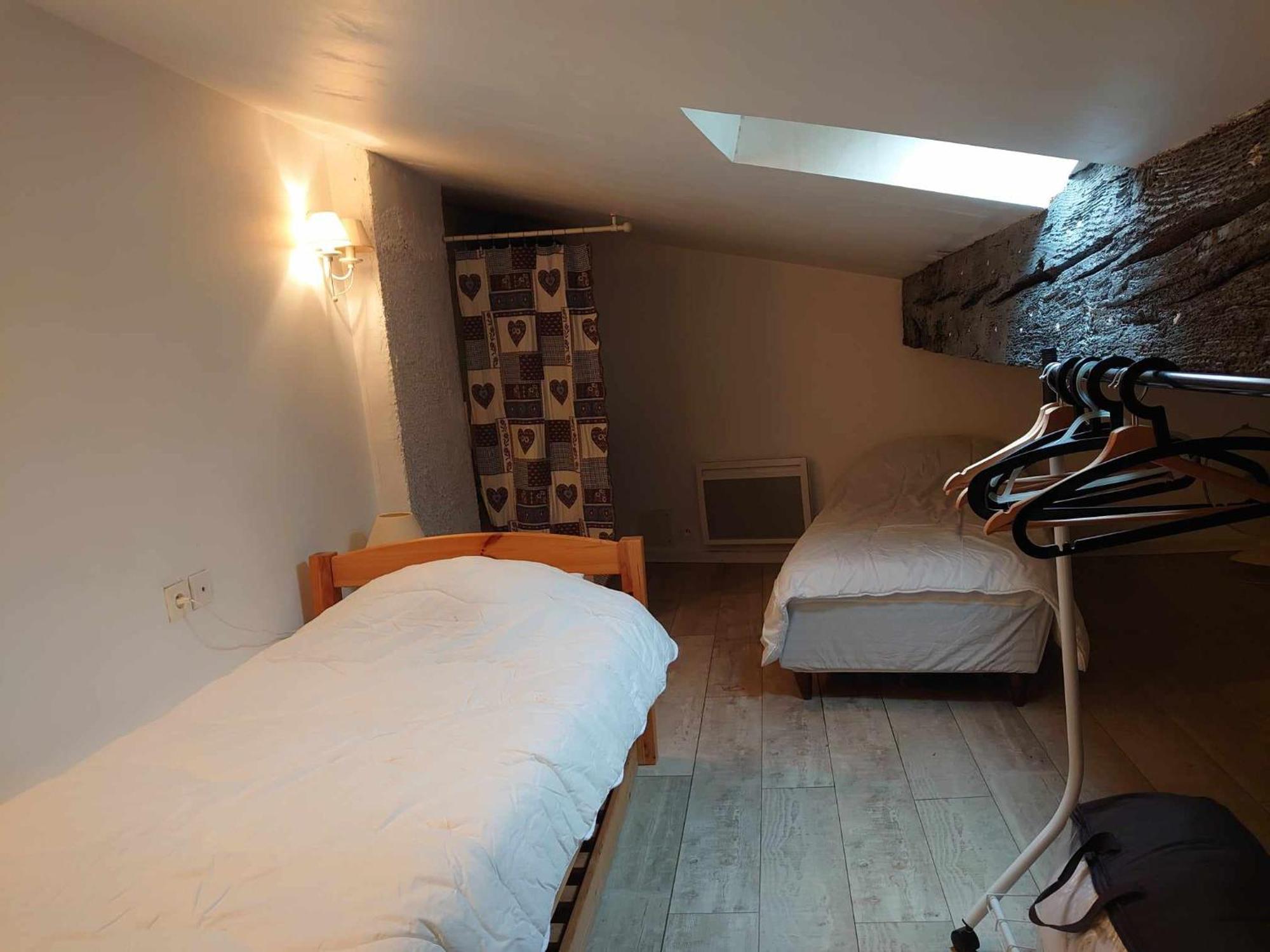 5Rbut1 - Maison Familiale Sur Deux Niveaux En Plein Coeur Du Centre Ville 科利尤尔 外观 照片